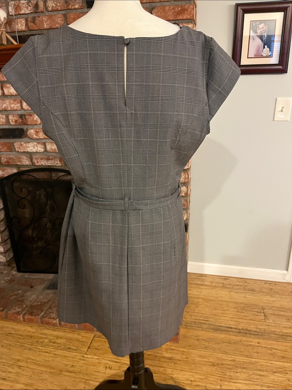 A New Day Gray Plaid Sheath Dress Size XL | NWT | Belted Workwear Chic - Picture 6 of 8